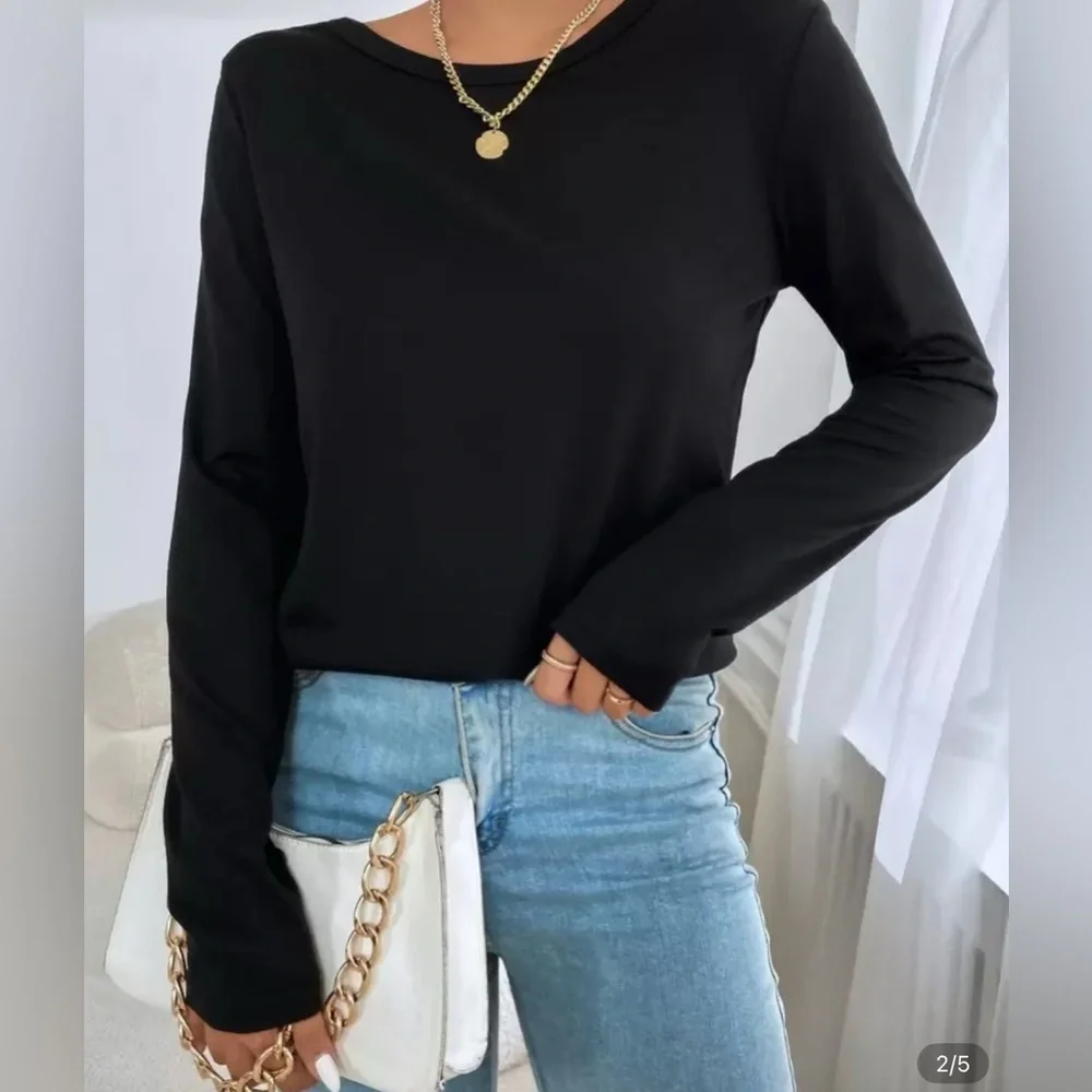 Black Twist Back Long Sleeve Top - Picture 2 of 3